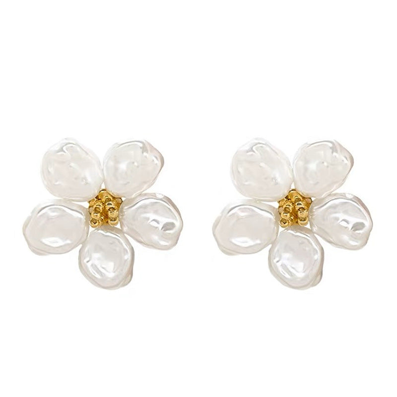 Women's Fairy Baroque Flower Pearl Fashion Gentle Earrings