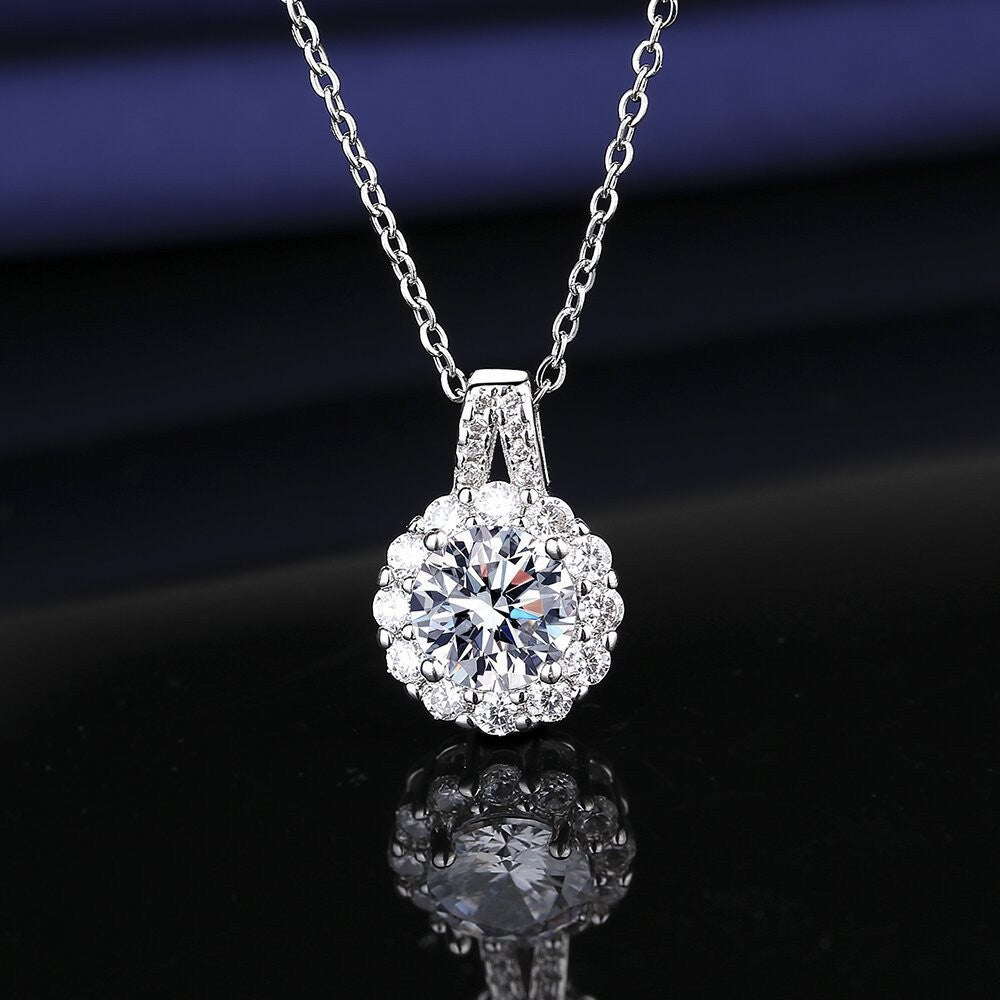 Imitation Imported Diamond Plated Eight Hearts Pendants