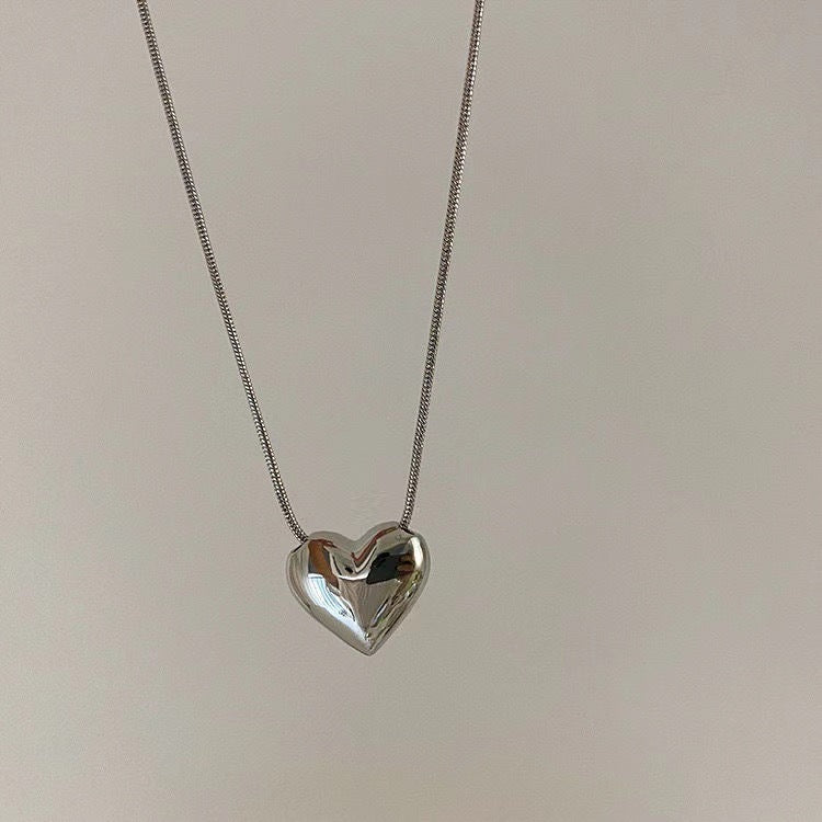 Metal Love Female Simple Personalized Temperament Necklace