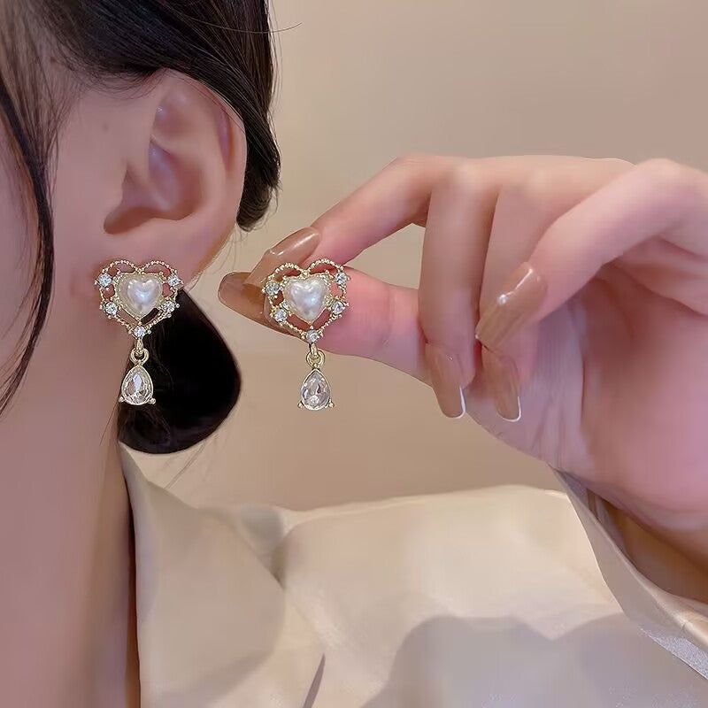 Women's Pearl Light Luxury High-grade Gentle Niche Stud Earrings