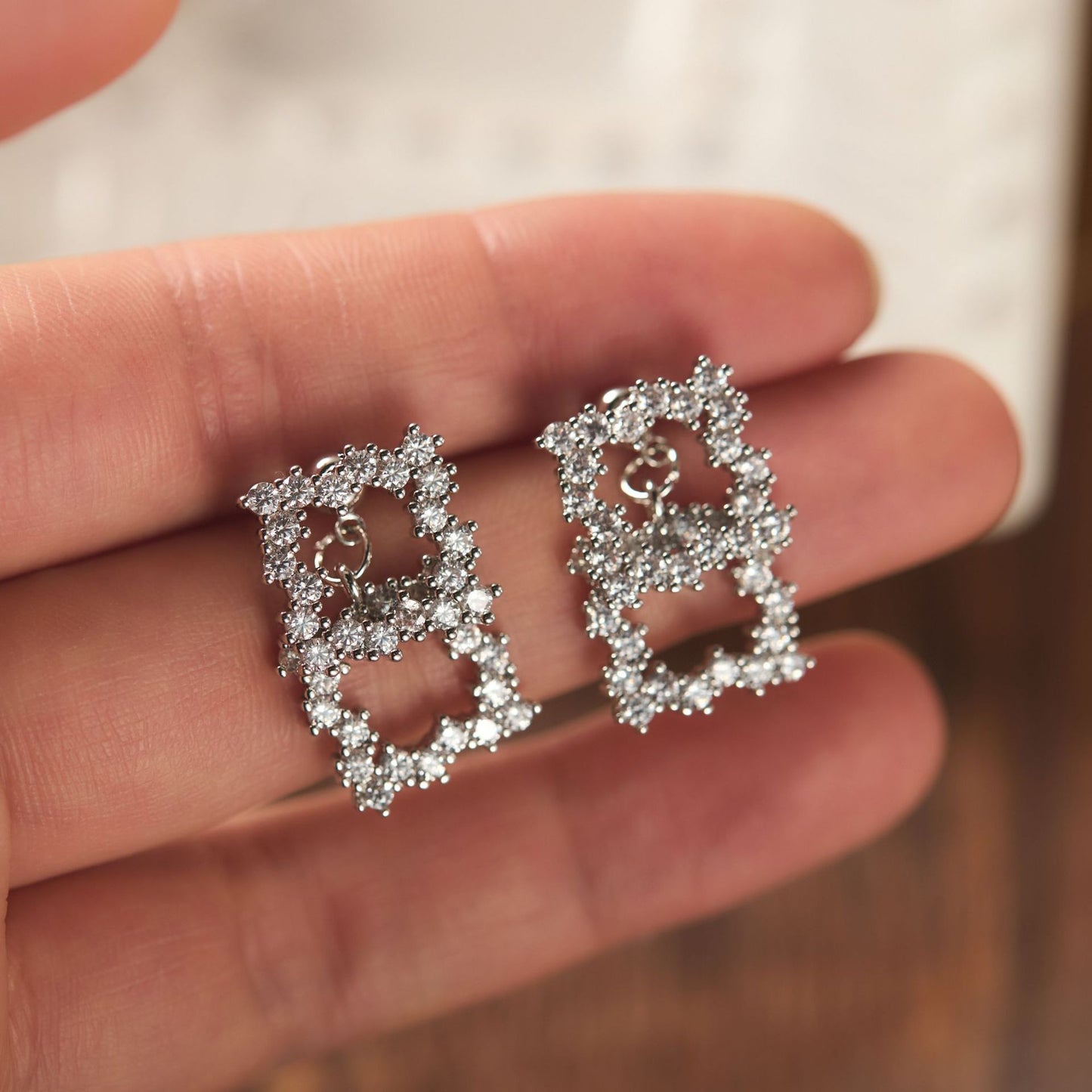 Women's Courage Square Refined Zircon Geometric Ear Minority Design Mosquito Earrings