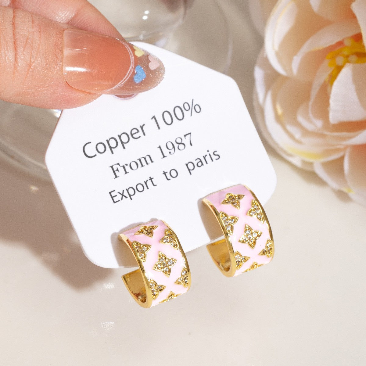 Exquisite Sweet Cutout Fritillary Plate Clover Flower Niche Earrings