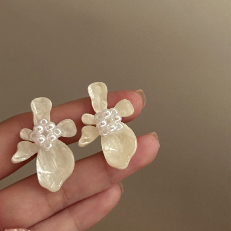 Fairy French Style Vintage Pearl Flower Acrylic Exquisite High Sense Earrings