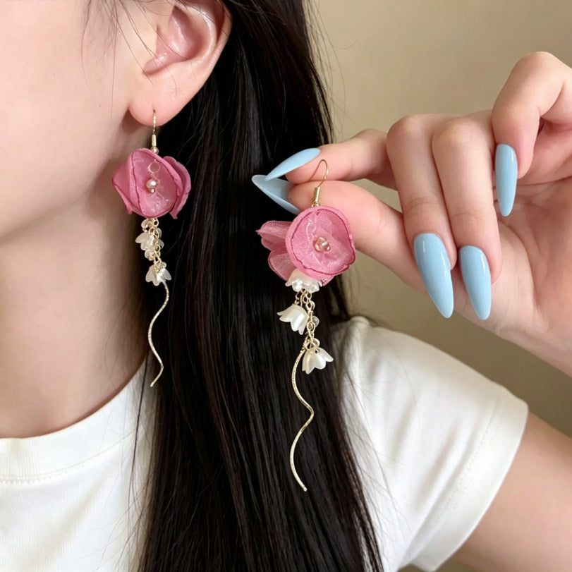 Women's Minority Design Fashionable Flower Light Luxury High-grade Temperament Earrings
