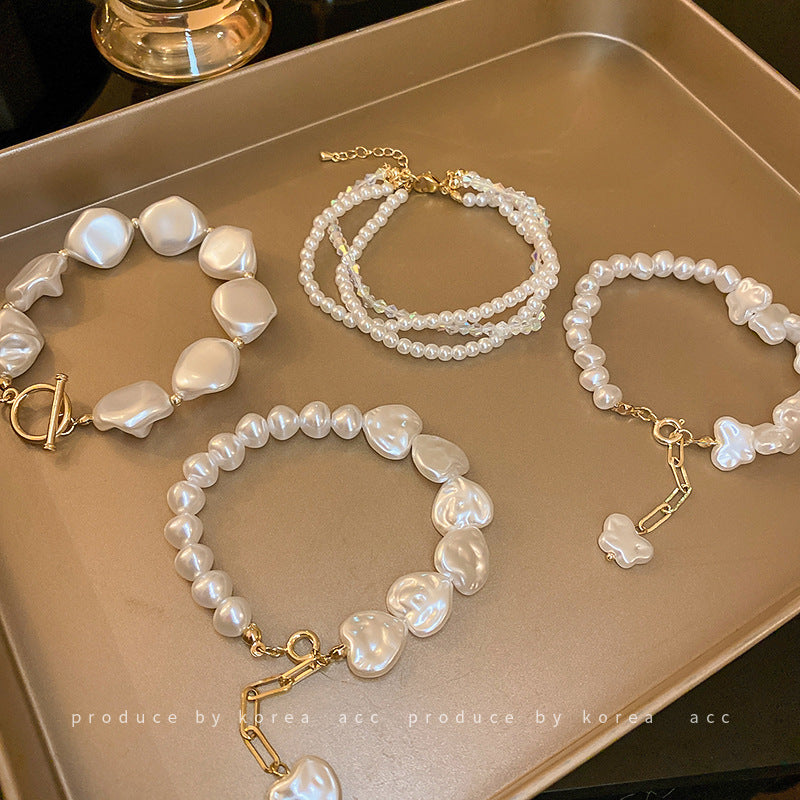 Women's Pearl Buckle French Fashion Design Retro Love Temperament Bracelets