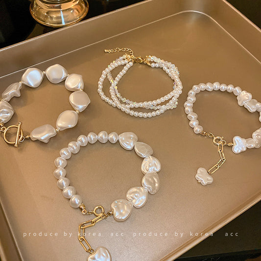 Women's Pearl Buckle French Fashion Design Retro Love Temperament Bracelets