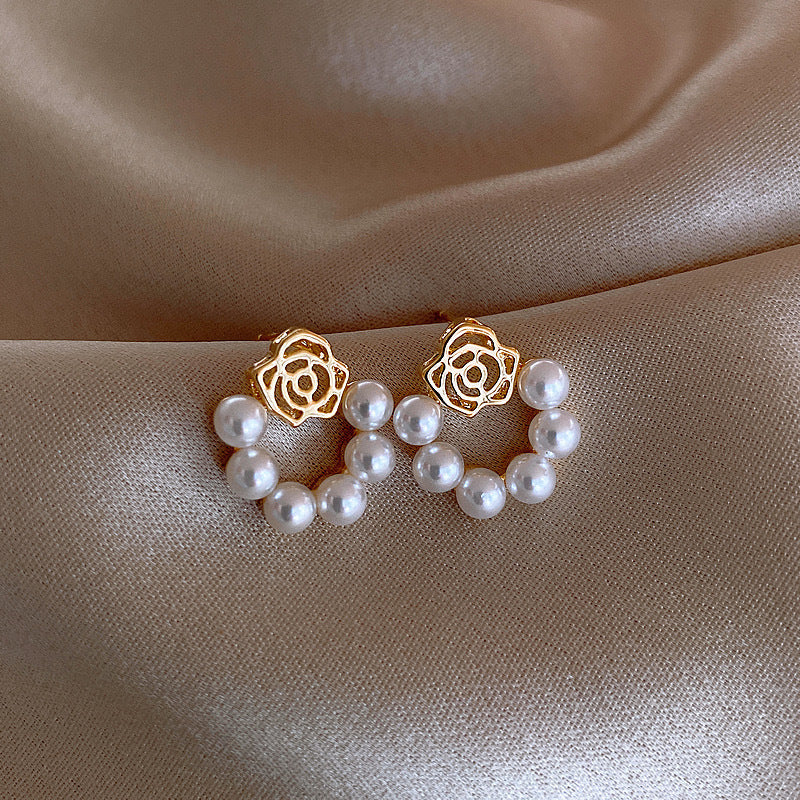Women's Pearl French Minority Retro Affordable Luxury Stud Earrings