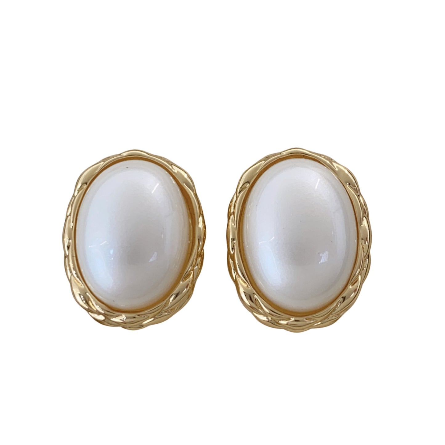 Women's Copper Gold-plated French Style Vintage Pearl Elegant Earrings