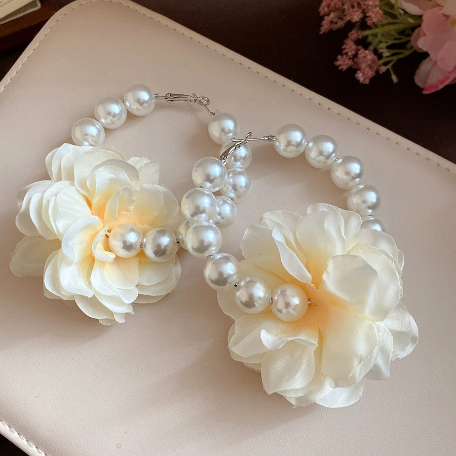 Women's Fabric Flowers Ear French Style Retro Exquisite Trendy Light Luxury Stud Earrings