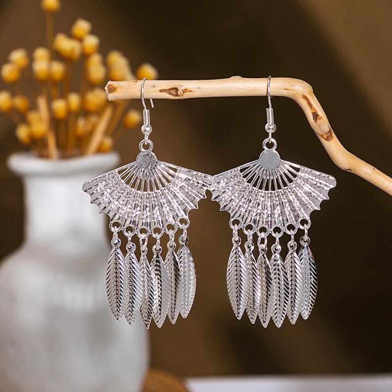 Miao Sier Personality Hollow Out Leaf-shaped Fashion Earrings