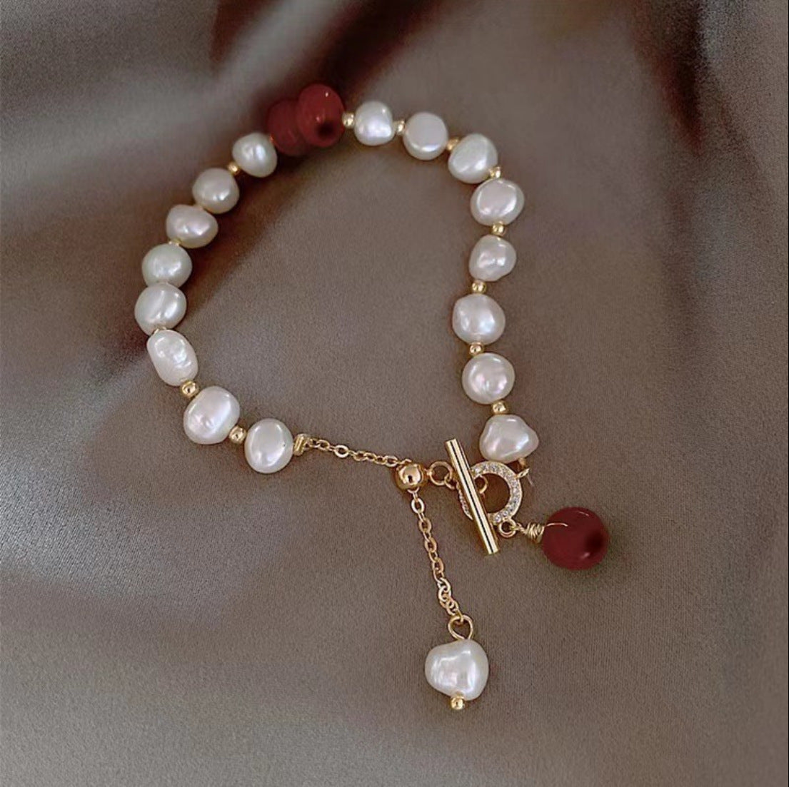 Women's Baroque Irregular Imitation Pearl Safety Buckle Style Simple Temperament Female Bracelet