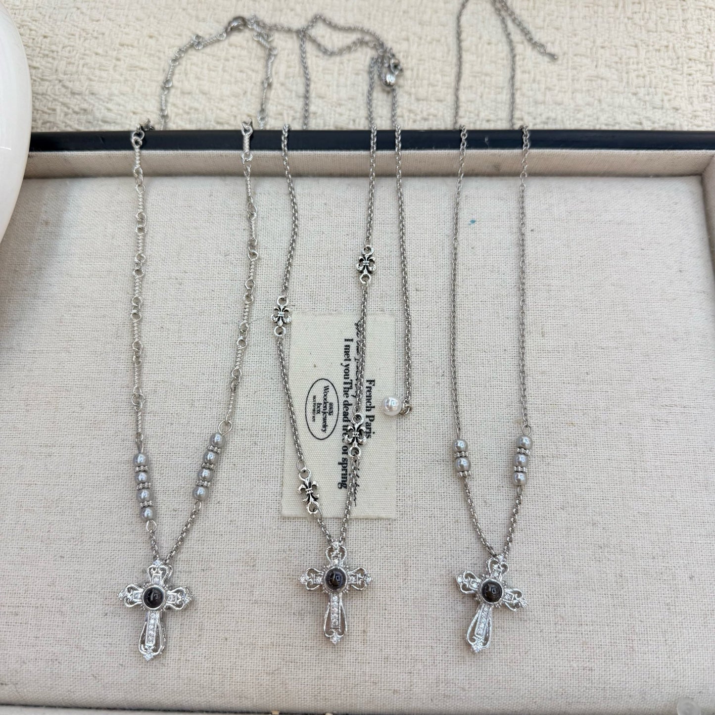 Women's Sweet Cool Retro Style Cross Zircon Clavicle Chain Trendy Necklace