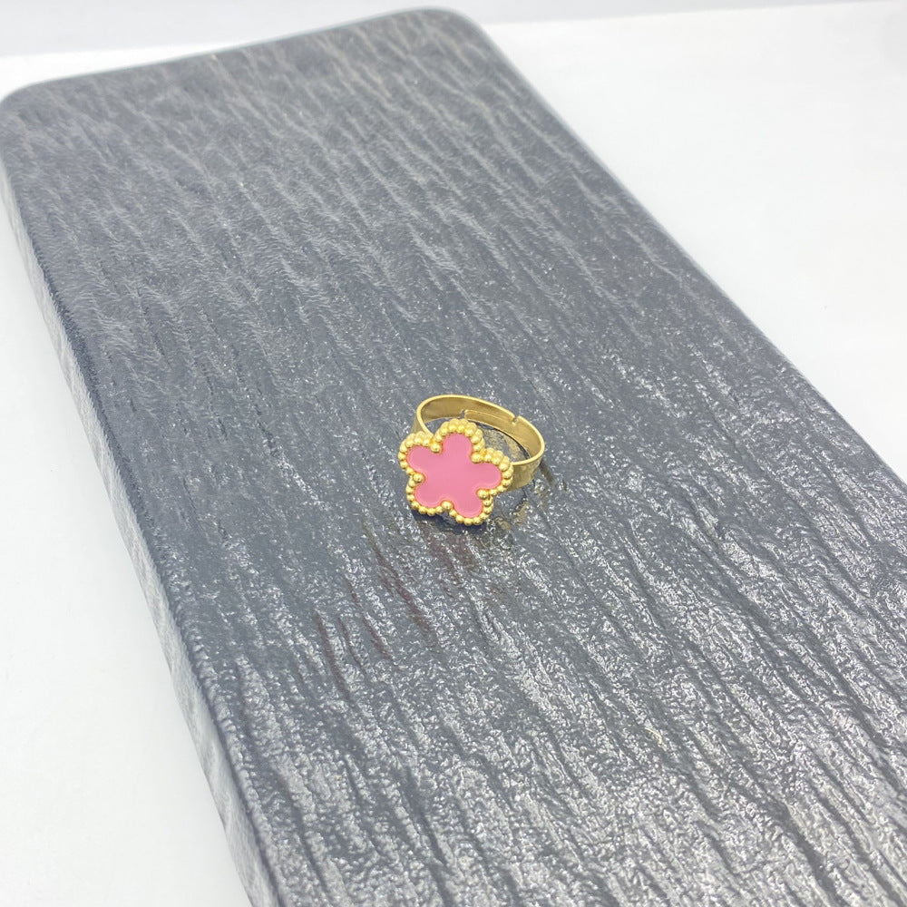 Five-leaf Flower Titanium Steel Parthenocissus Grass Ring