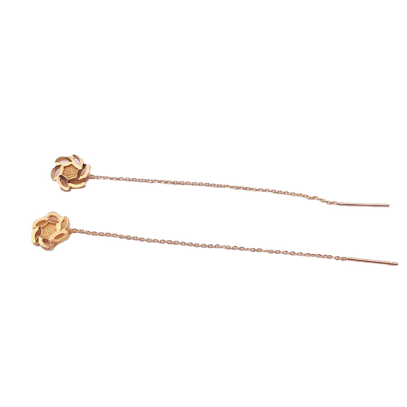Women's Gold-plated Flowers Live Chain Boutique Fashion Ear Line