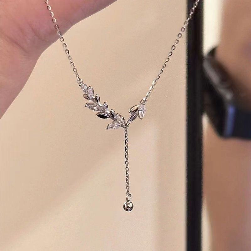 Summer Light Luxury Minority Advanced Clavicle Chain Cold Necklaces