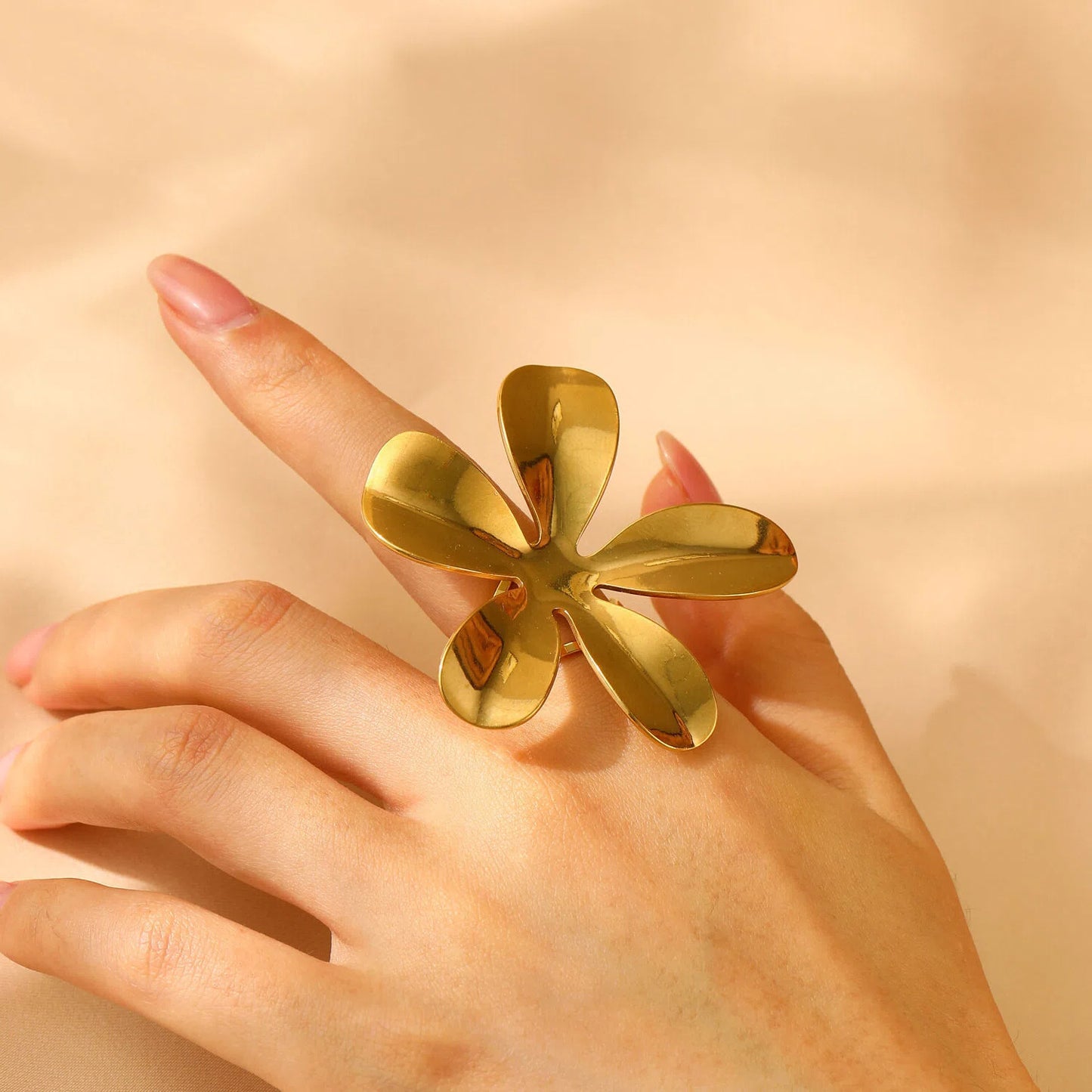 Steel Flower Leaf Female Exaggerated Personalized Hollow Ring