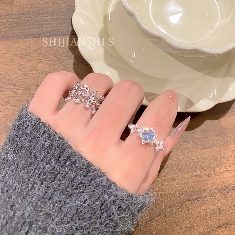 Private Collection Retro Cross Window Plaid Vine Female Cold Feeling Ring
