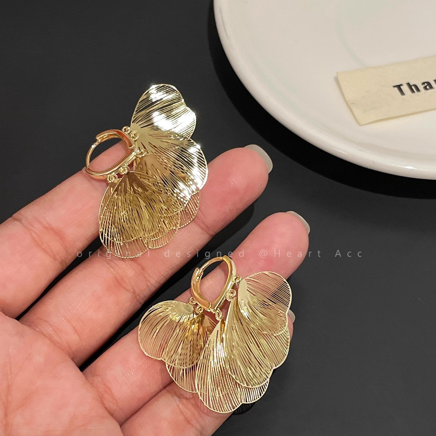 Fashionable Double Layer Hollow Zircon Circle Ear Buckle