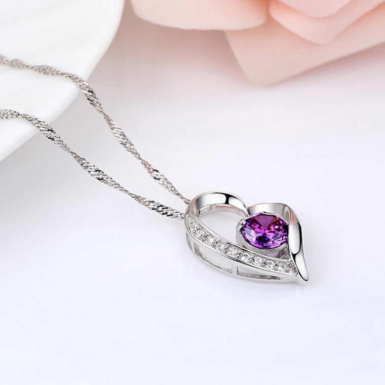 Women's Fashion Sier-plated Everlasting Heart Love Pendants