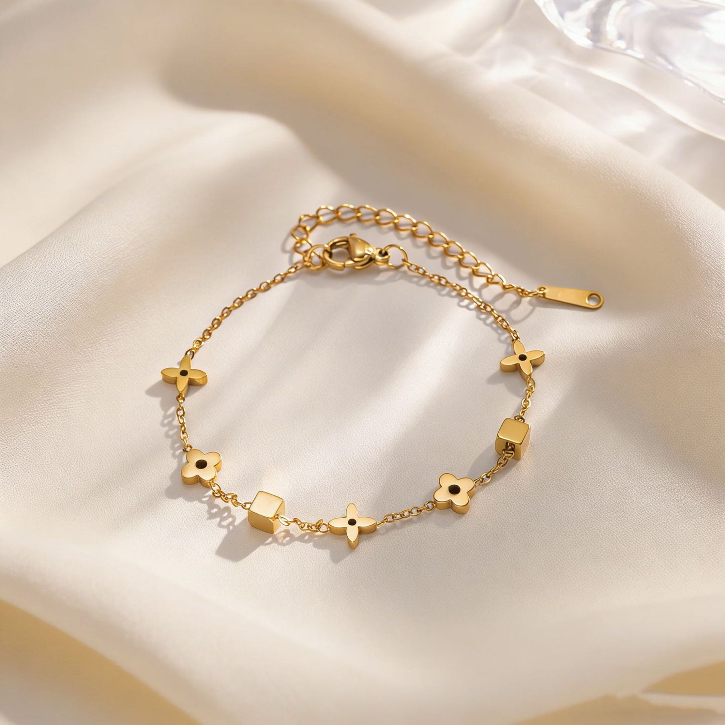 Women's Commuter Titanium Steel Light Luxury Couple Bracelets