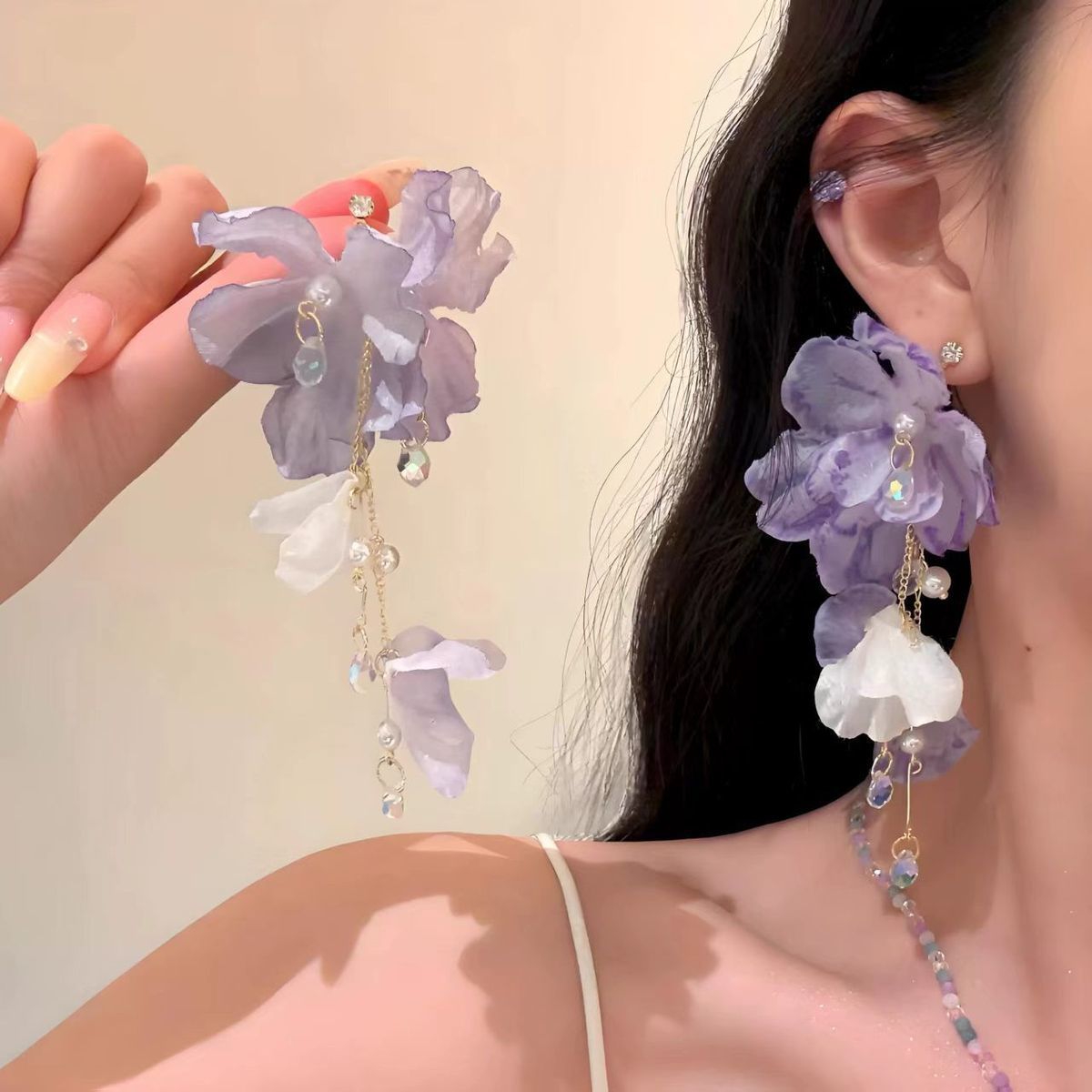 Petal Flower Vacation Tassel Ear Design Clip Advanced High-key Dignified Earrings