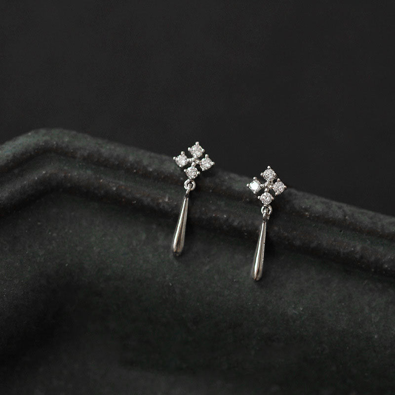 Rhinestone Simple Temperamental Zircon Long Fashion Earrings