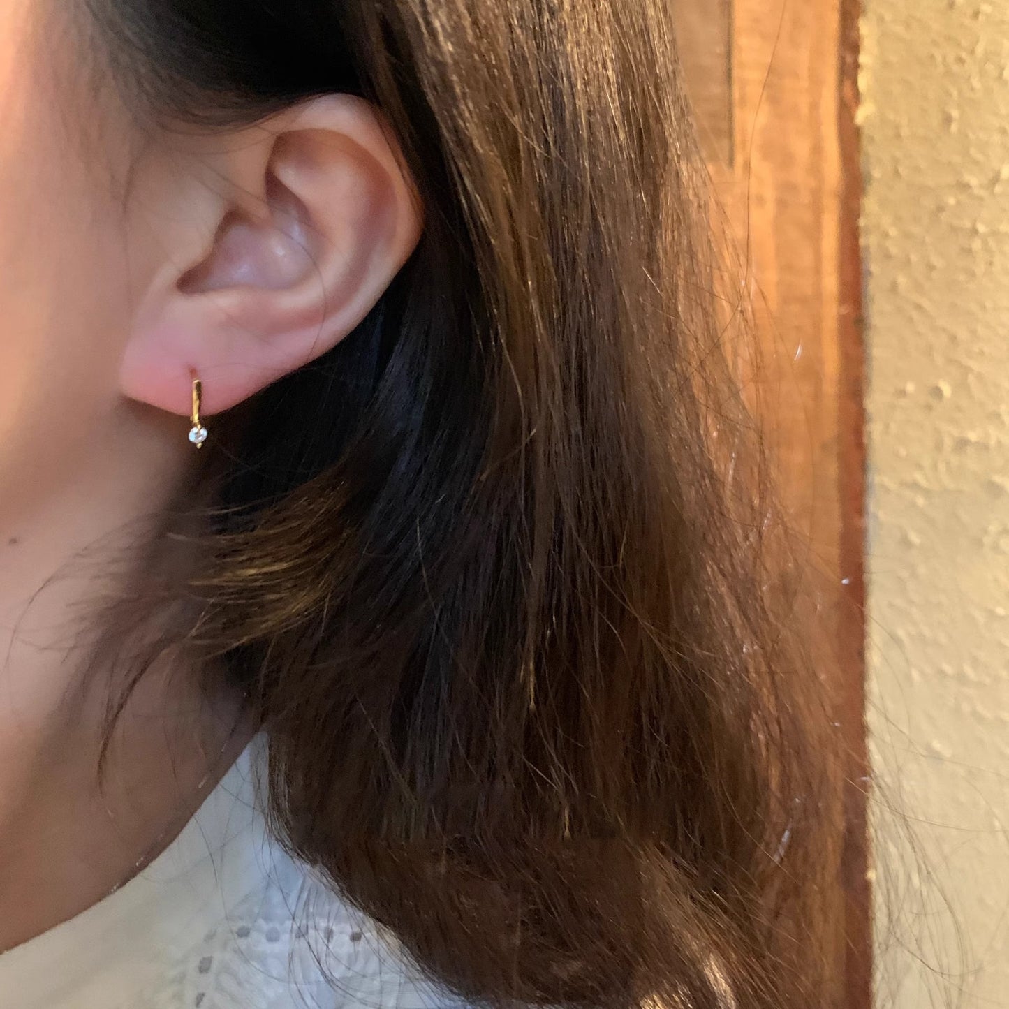 Women's Small Simple Hollow Pearl High-grade Refined Stud Earrings