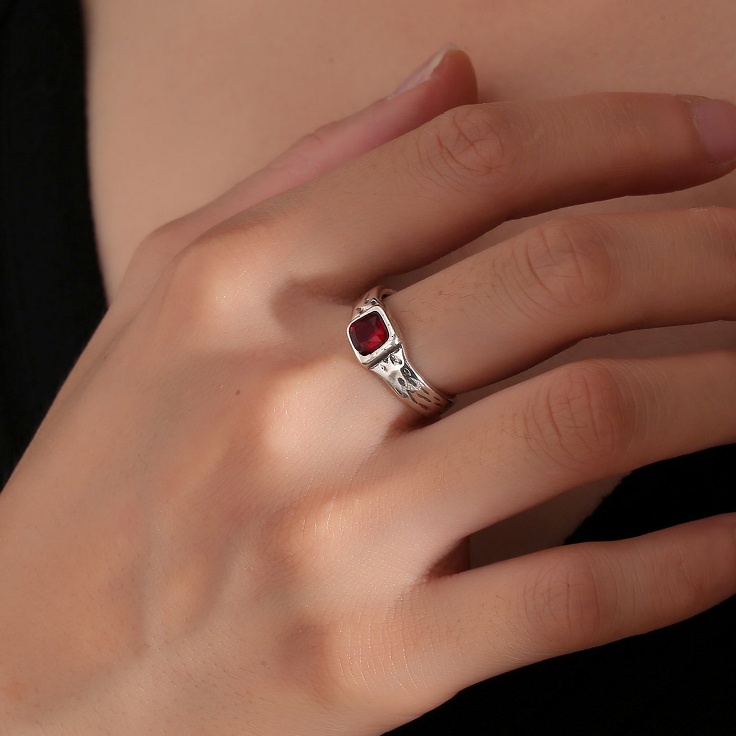 Women's & Men's Fashion Personality Trend Simple Ruby Ring