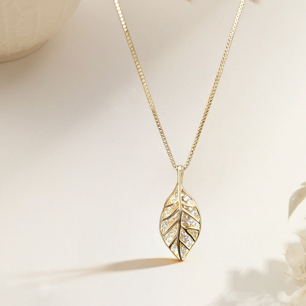 Women's Micro Inlaid Zircon Sun Star Moon Zodiac Clavicle Necklace