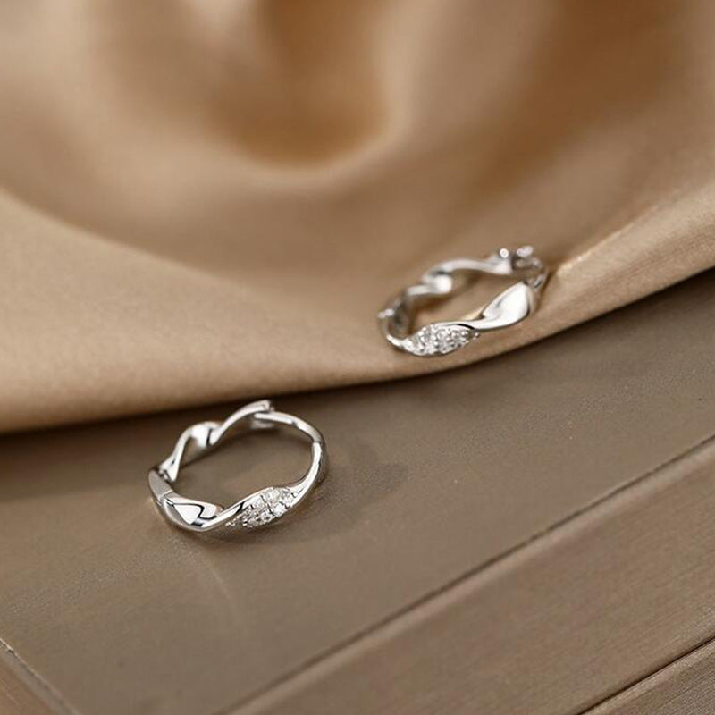 Luxury High-grade Twist Clip Geometric U-shaped Ear Buckle