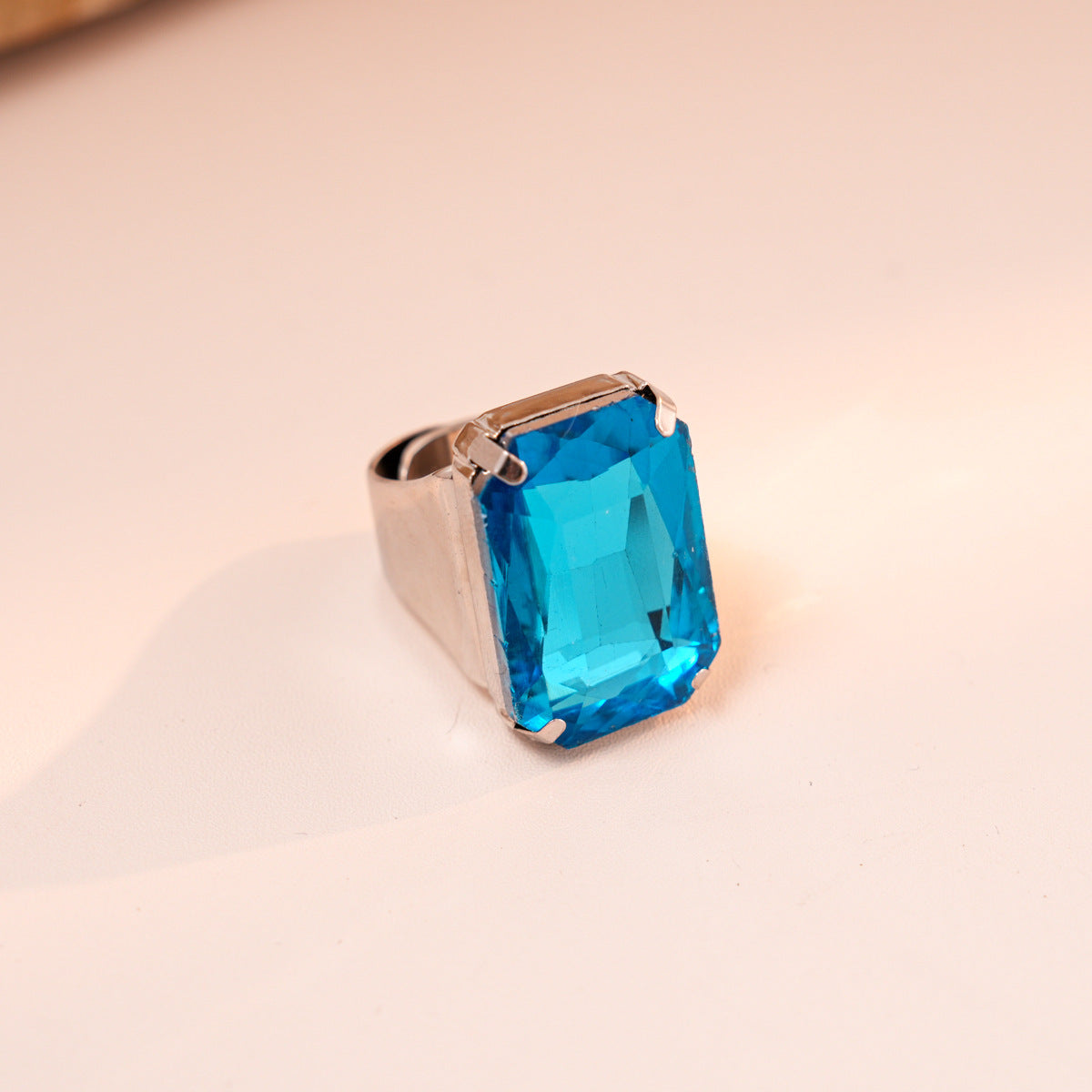 Rose Flower Love Pearl Light Luxury High Sense Ring