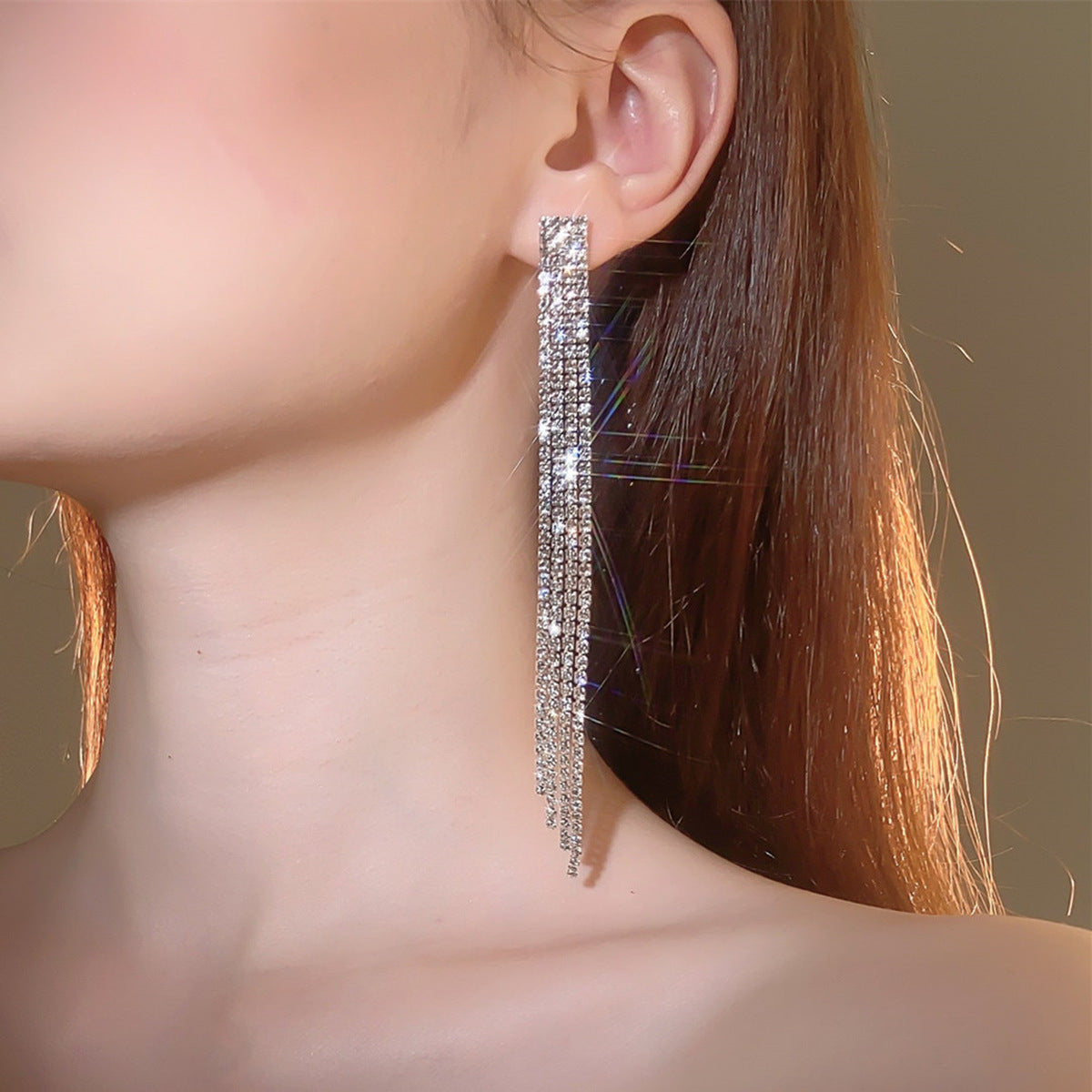 Sparkling Full Rhinestone Long Fringe Female Earrings