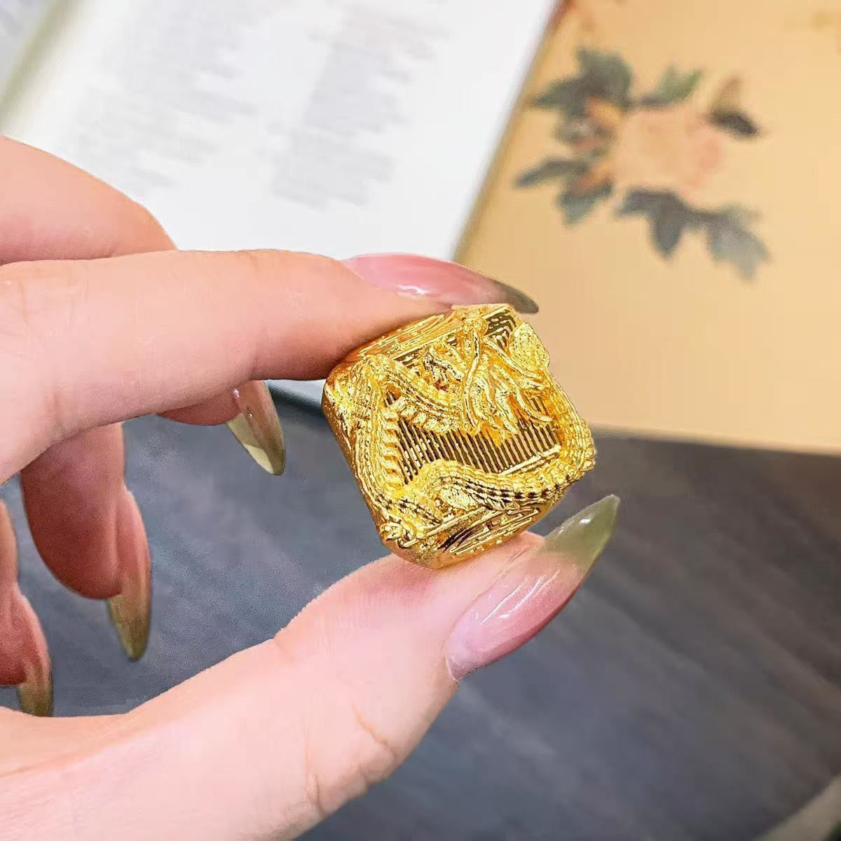 Men's Imitation Auspicious Dragon Open Man's Advanced Gold Ring