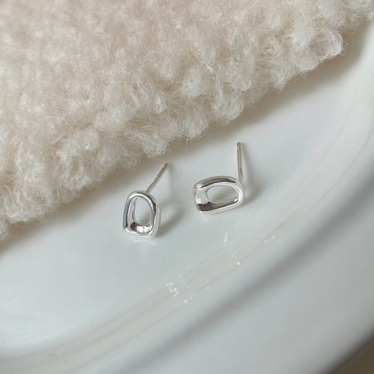 Korean Style Sier Irregular Mini Ear Female Fresh Stud Earrings