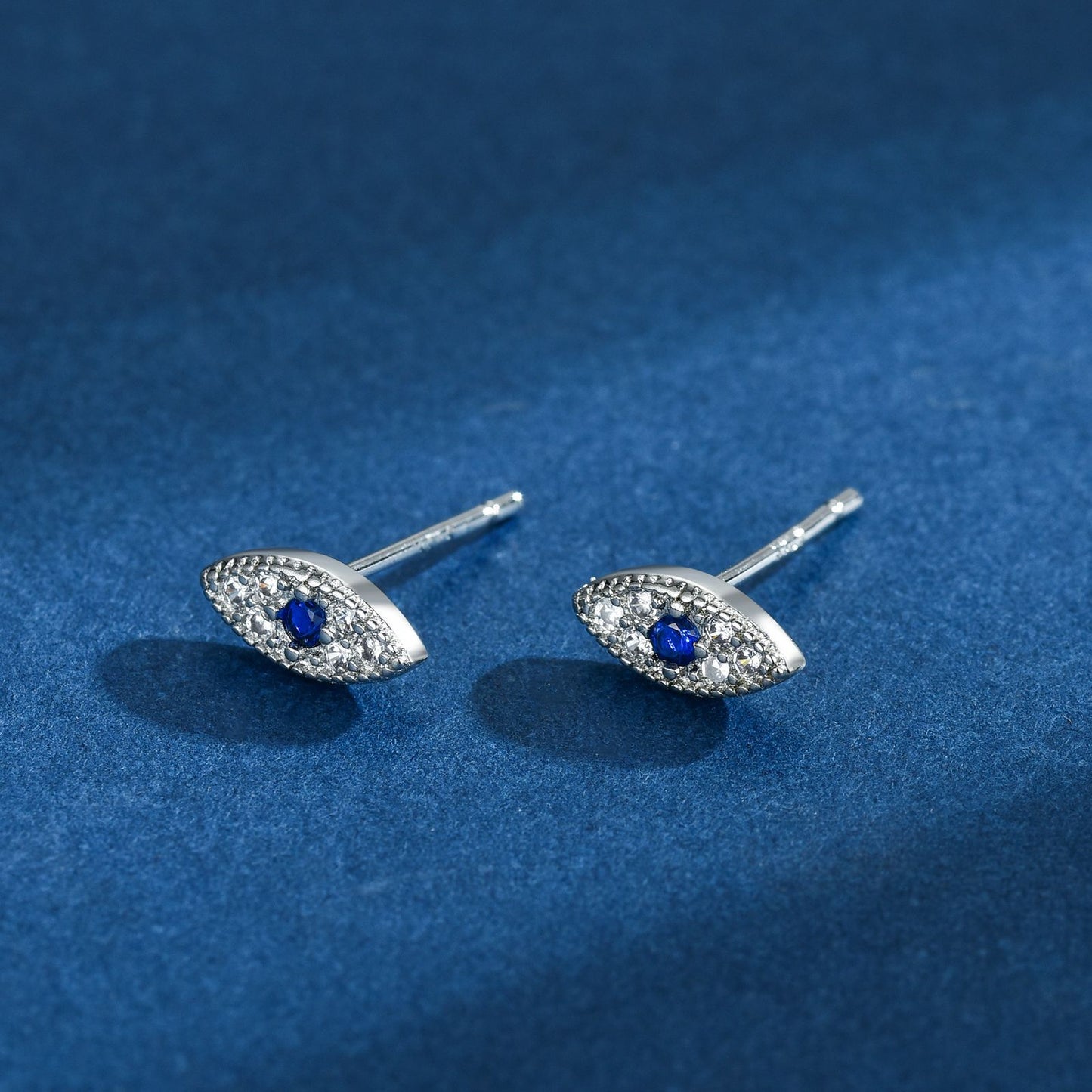 Women's Copper Plated Gold Micro Inlaid Zircon Stud Earrings