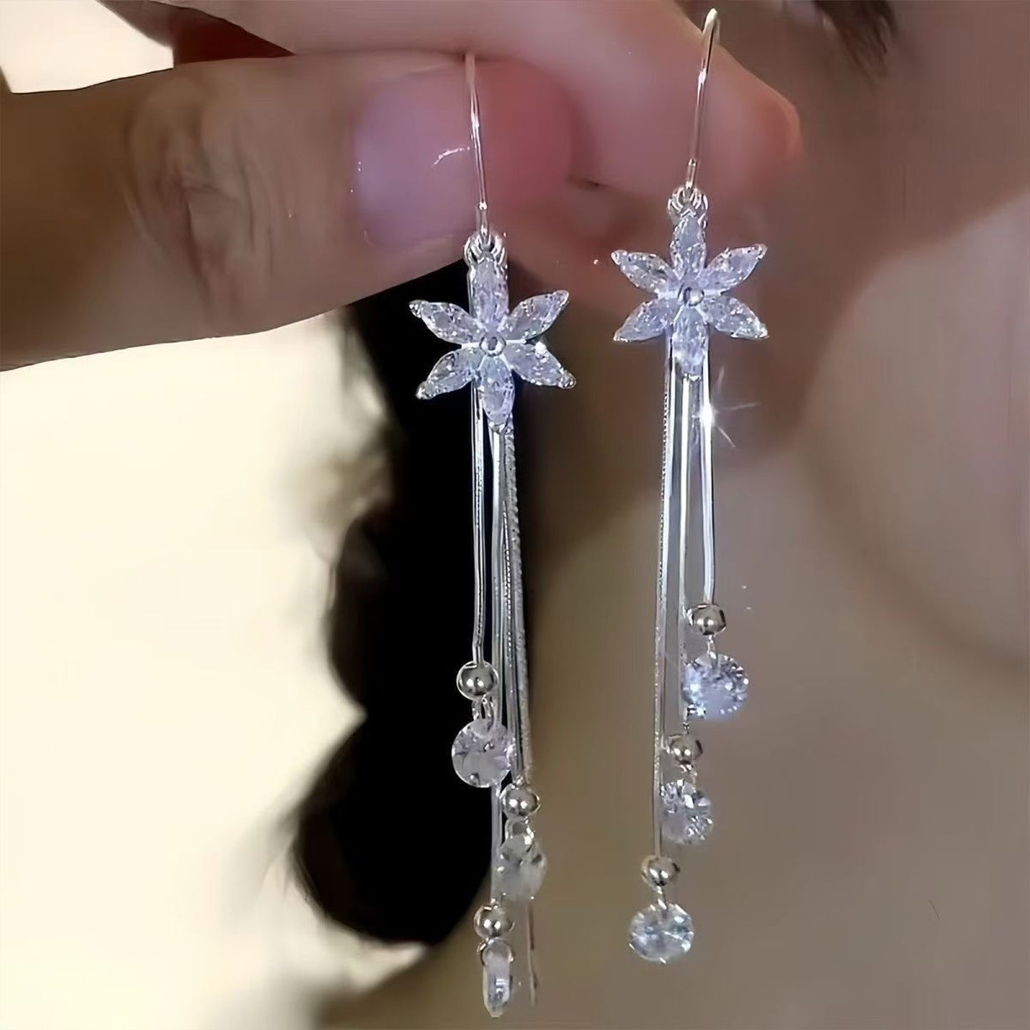 Super Flash Rhinestone Flower Tassel High-grade Suitable For Round Ear Line