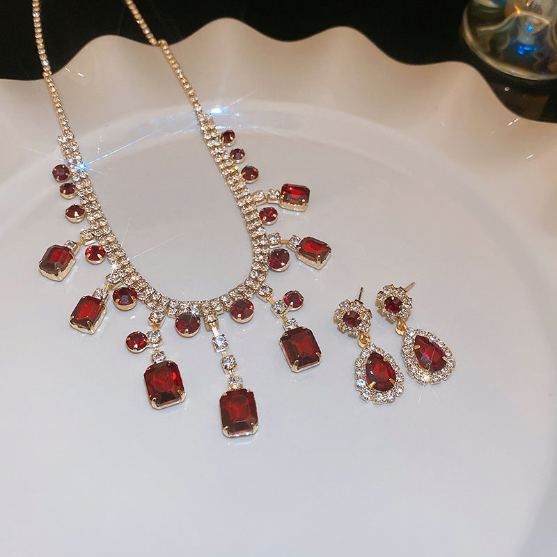 Palace Style Temperamental Minority Clavicle Chain Light Necklaces