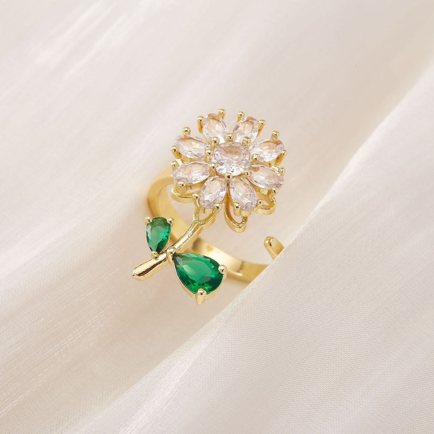 Valentine's Day Gift Flower Zircon Rotatable Ring
