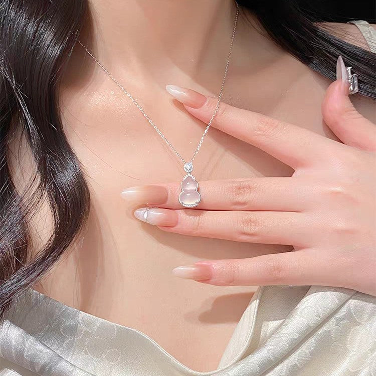 Light Luxury Minority National Style Clavicle Necklaces