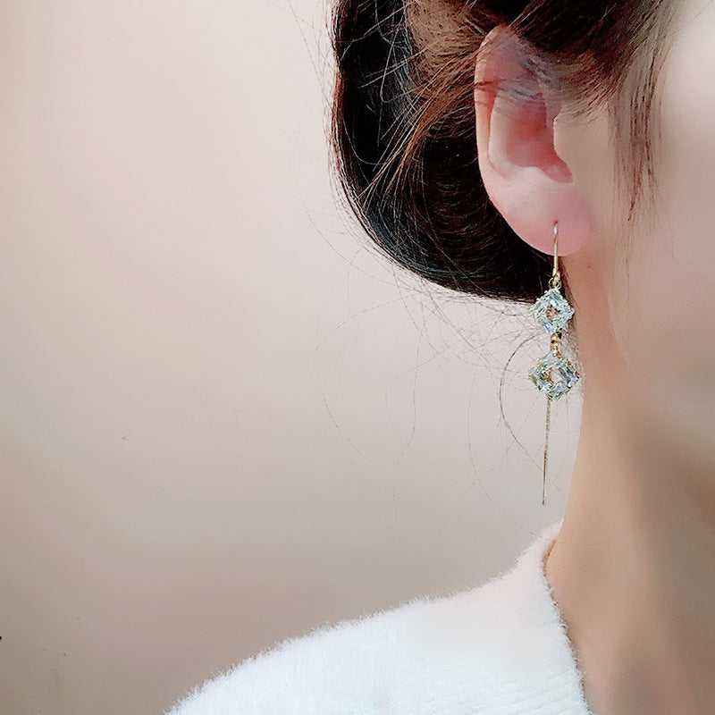 Women's Geometric Square Lines Fashion Simple Diamond Tassel Temperament Ear Line