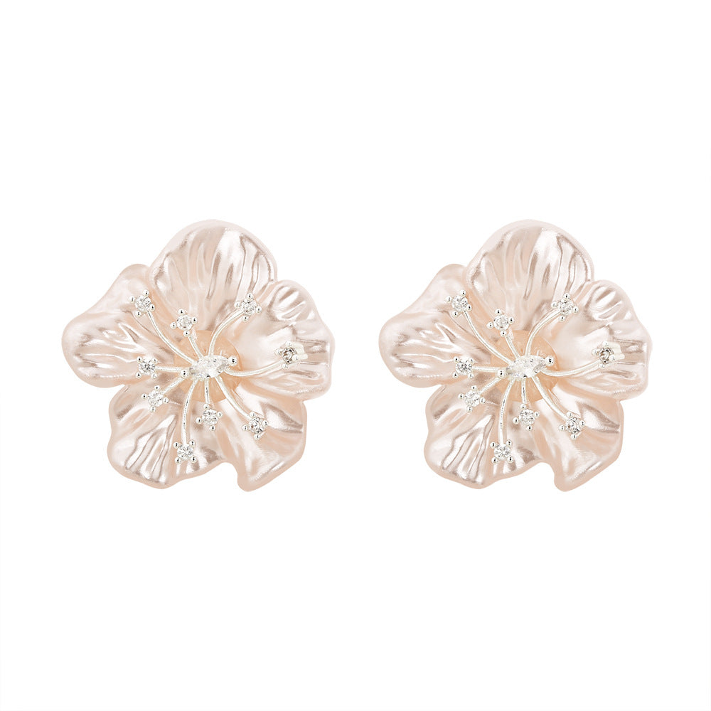 Women's Inlaid Zirconium Elegant Fresh Sweet Princess Style Fashion Peach Stud Earrings