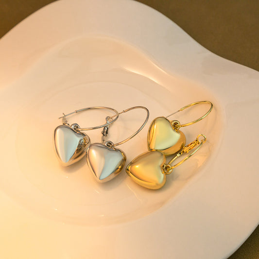 Women's Smooth Glossy Love Heart Exaggerated Circle Ear Clip Rings