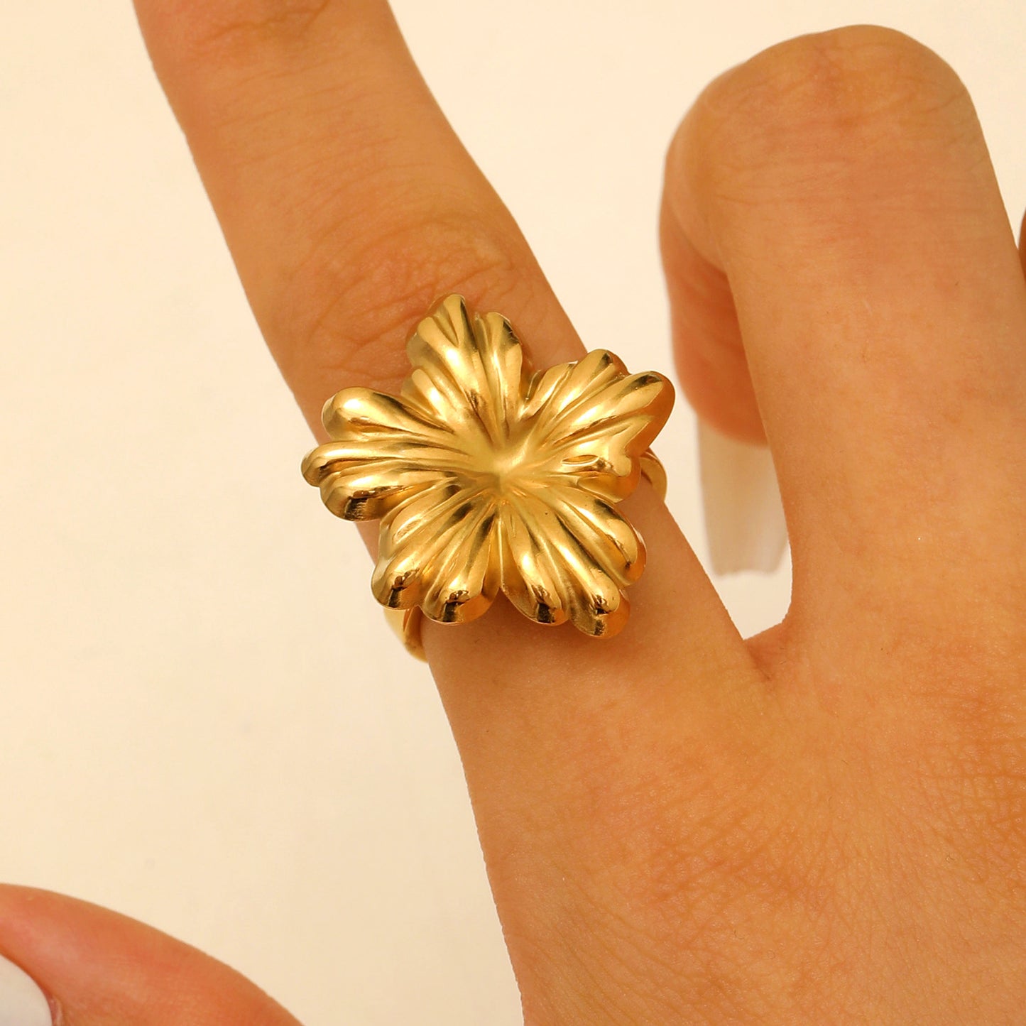 Steel Flower Leaf Female Exaggerated Personalized Hollow Ring