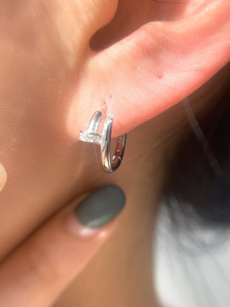 Knotted Circle Ear Clip Trendy Simple Earrings