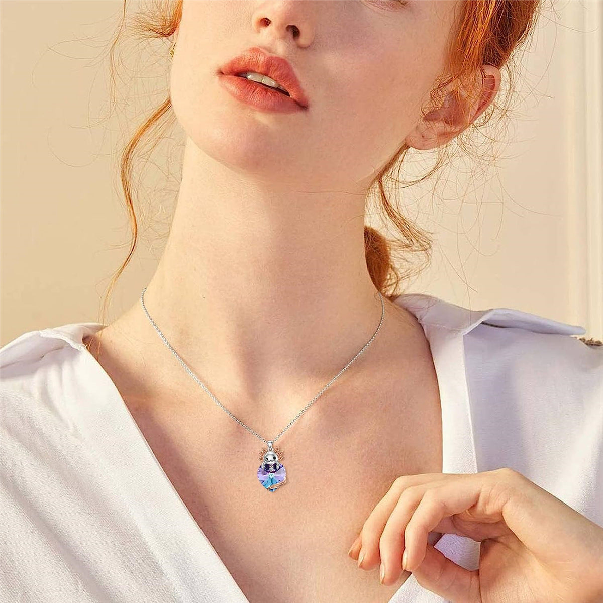 Women's Crystal North American Salamander Fashion Animal Necklace