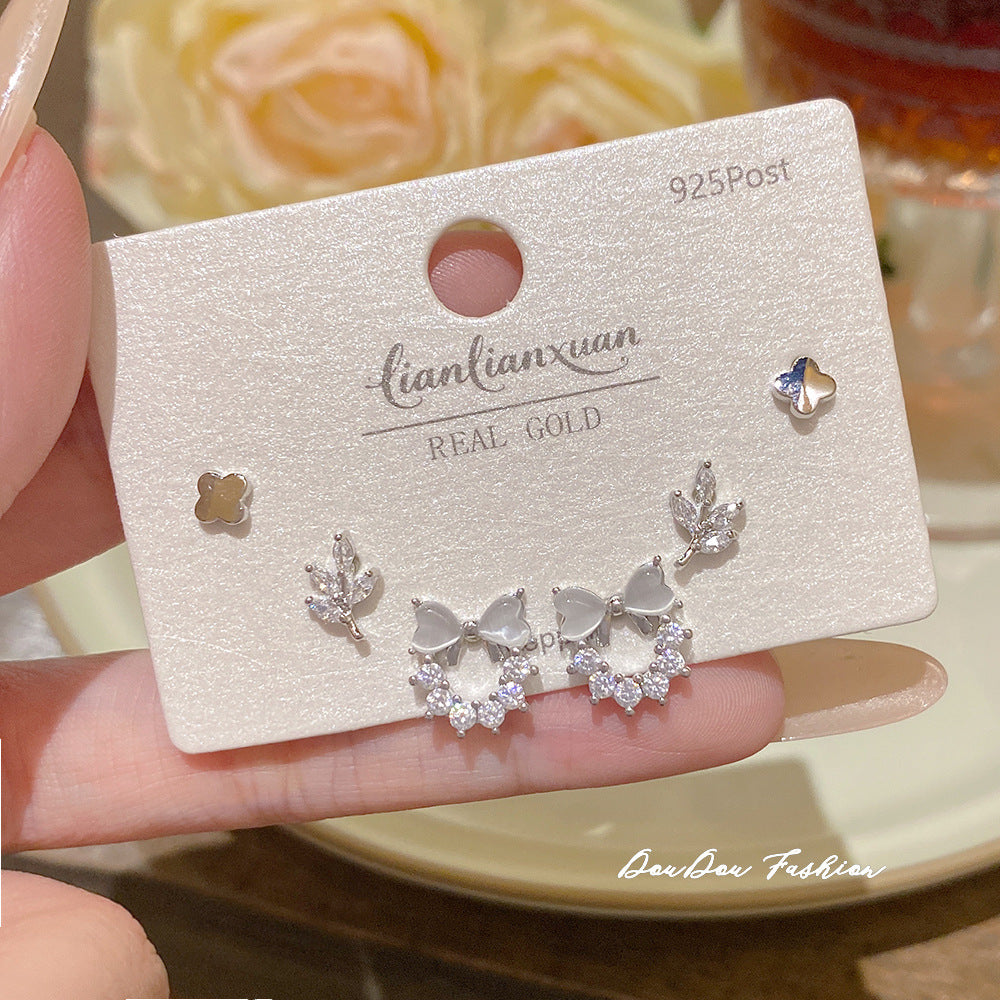 Women's Needle One Card Three Pairs Earings Small Delicate Summer High-grade Stud Earrings