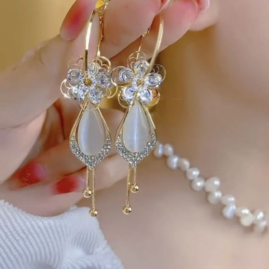 Light Luxury French Style Opal Fishtail Pearl Earrings