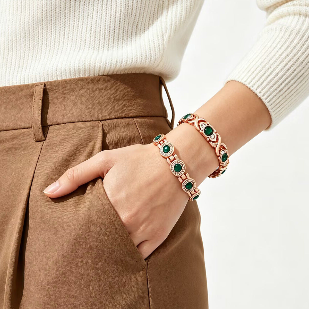 Women's Fashionable Rose Gold Magnet Large Version Bracelet