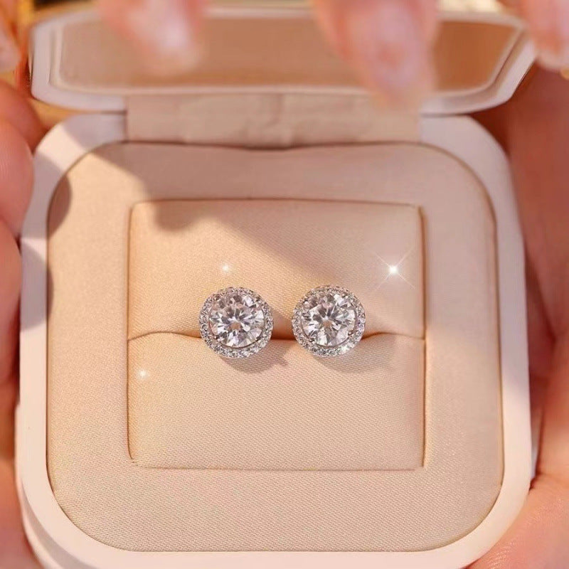 Zircon Sier Needle Love Moissanite Simulation Geometric Earrings