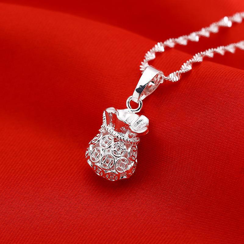 Women's Hollow Clover Vintage Gourd Water Drop Necklaces